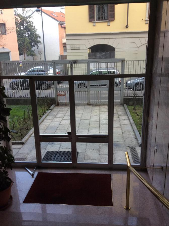 Morivione Apartment - Bocconi Free Parking ミラノ エクステリア 写真