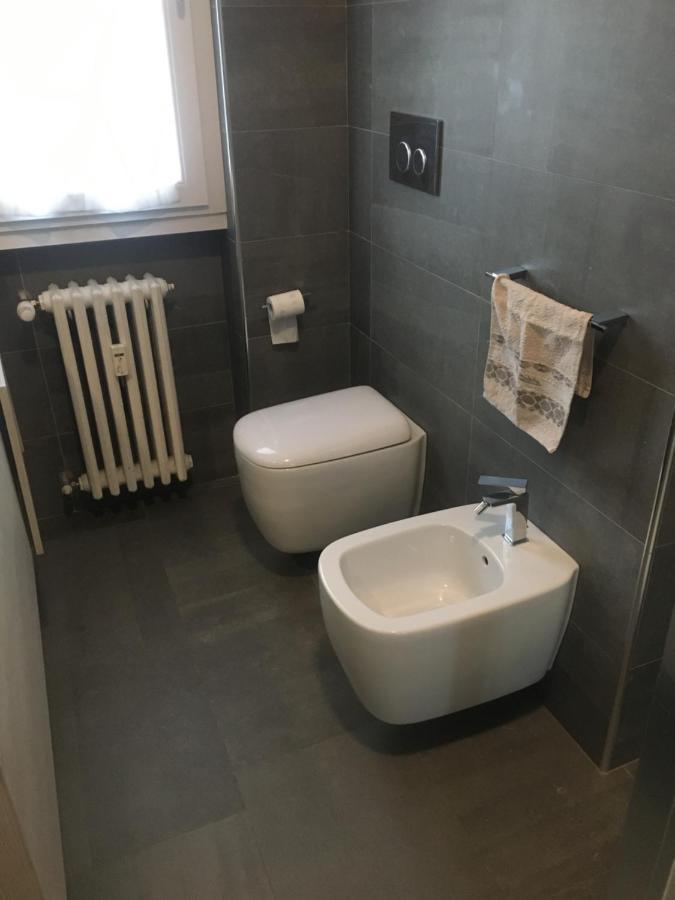 Morivione Apartment - Bocconi Free Parking ミラノ エクステリア 写真