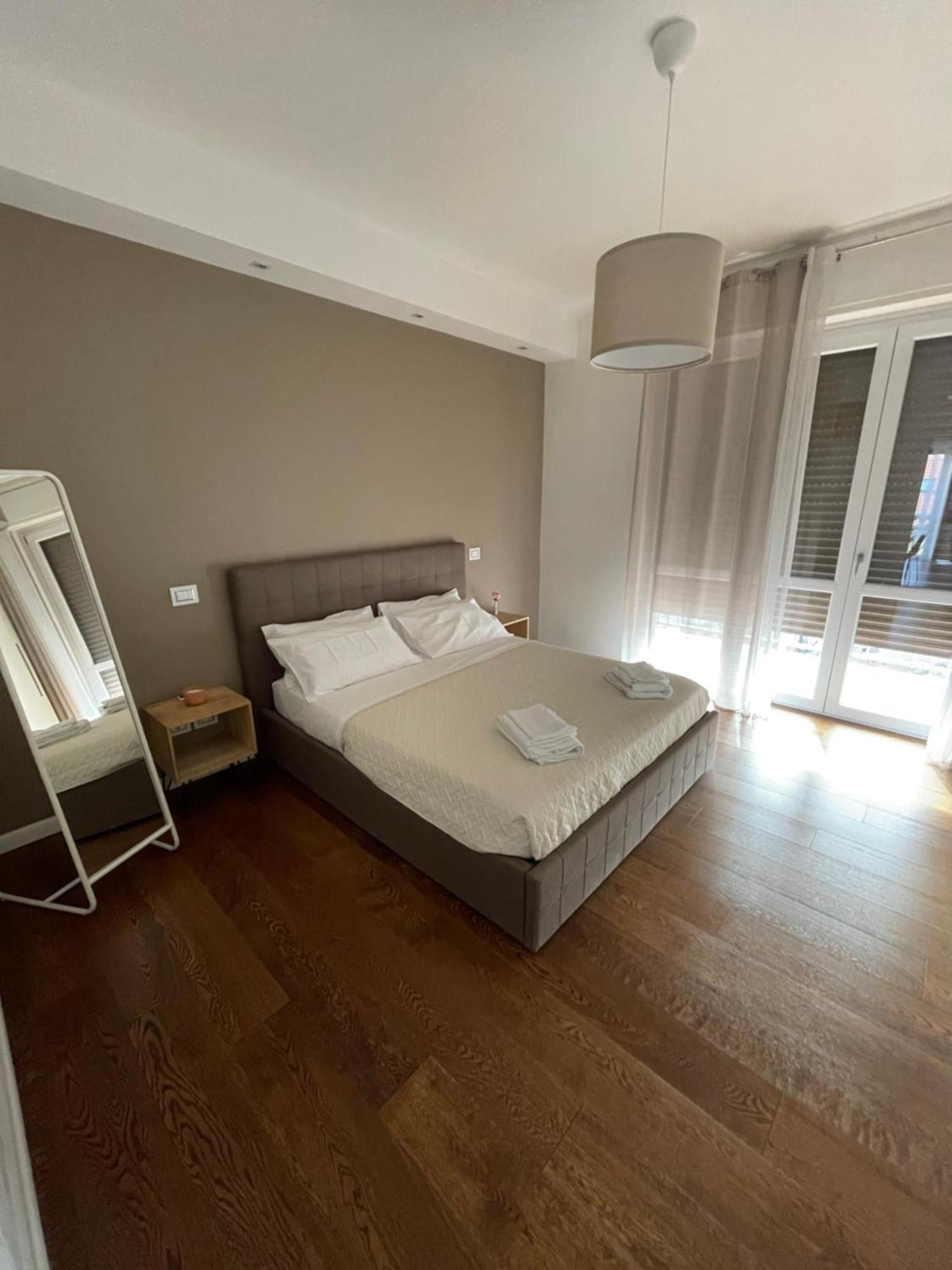 Morivione Apartment - Bocconi Free Parking ミラノ エクステリア 写真